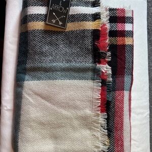 Twig & Arrow Plaid Scarf